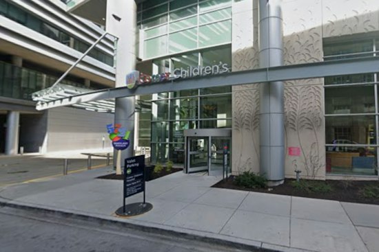 Free NICU Parking Arrives at Comer Children's, Sparing Hyde Park Families $1,000 a Month