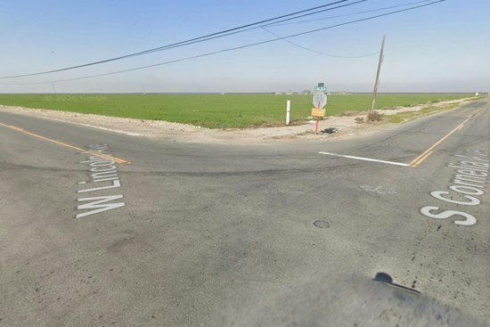 Fresno County Crash Kills Two on Lincoln Avenue
