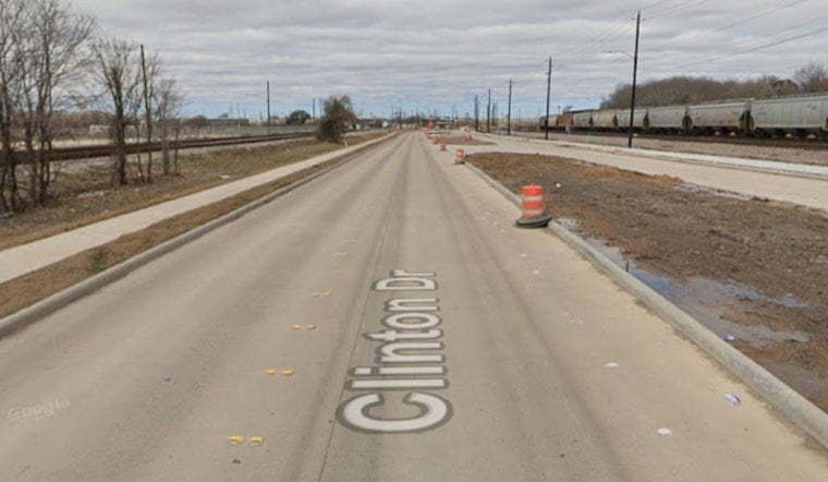 Galena Park Chase Ends With Young Man Dead, Driver Vanishes on Foot