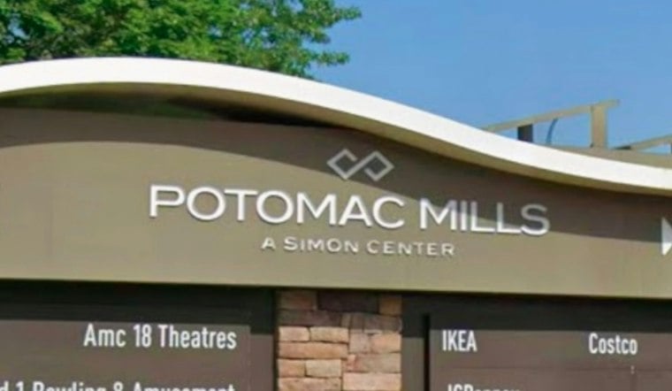 Gambling Dispute Ends in Stabbing at Potomac Mills, Suspect Still at Large