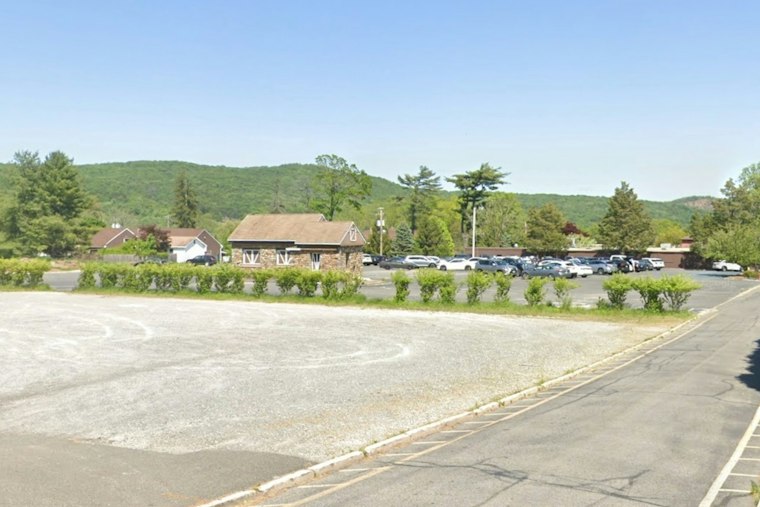 Garage Fire Erupts at New City's Paramount Country Club