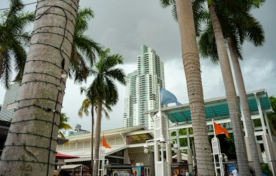 Gas Smell Triggers Partial Evacuation at Miami's Dolphin Mall, Crews Respond