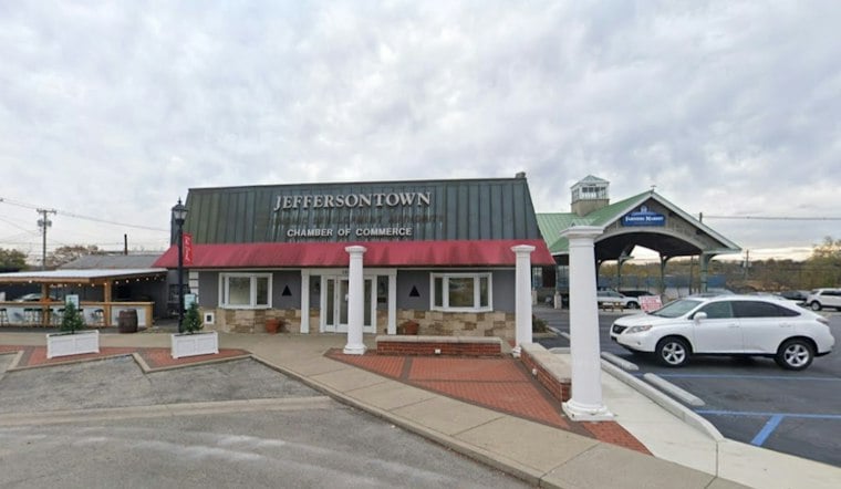 Gaslight Festival's Final Weekend Brings Shoppers to Jeffersontown