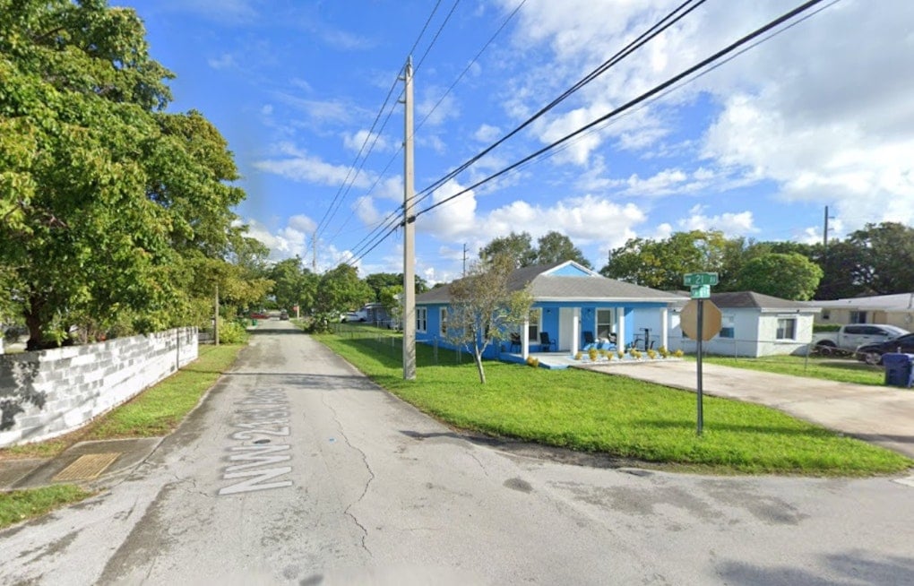Girl Found Shot Inside Car in Gladeview as Deputies Respond to Gunfire Alert
