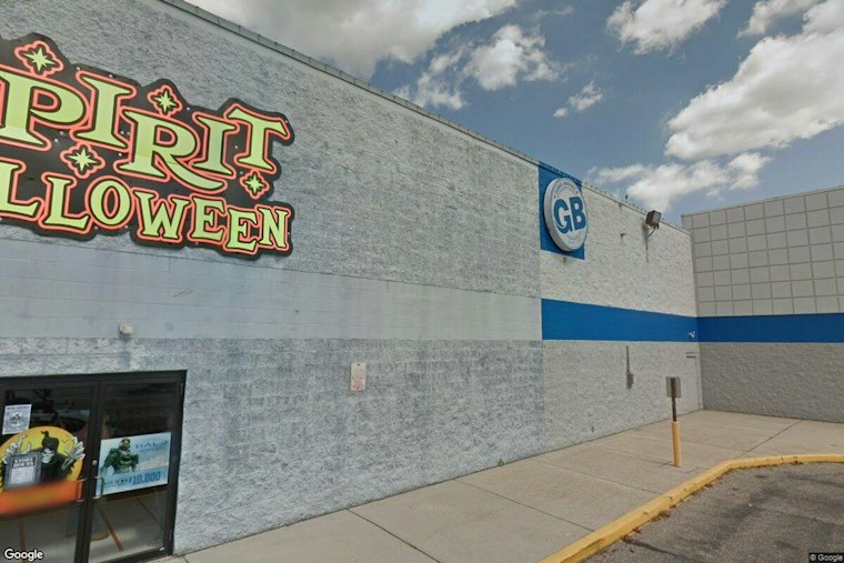 Glen Burnie's New Comic Superstore Throws Down for Batman Day