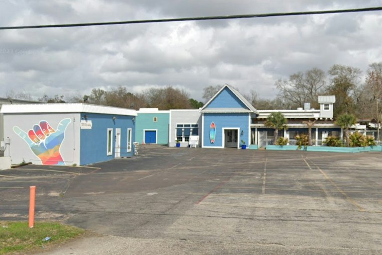 Good Vibes Shuts Pearland and League City Sites After Same-Day Notice
