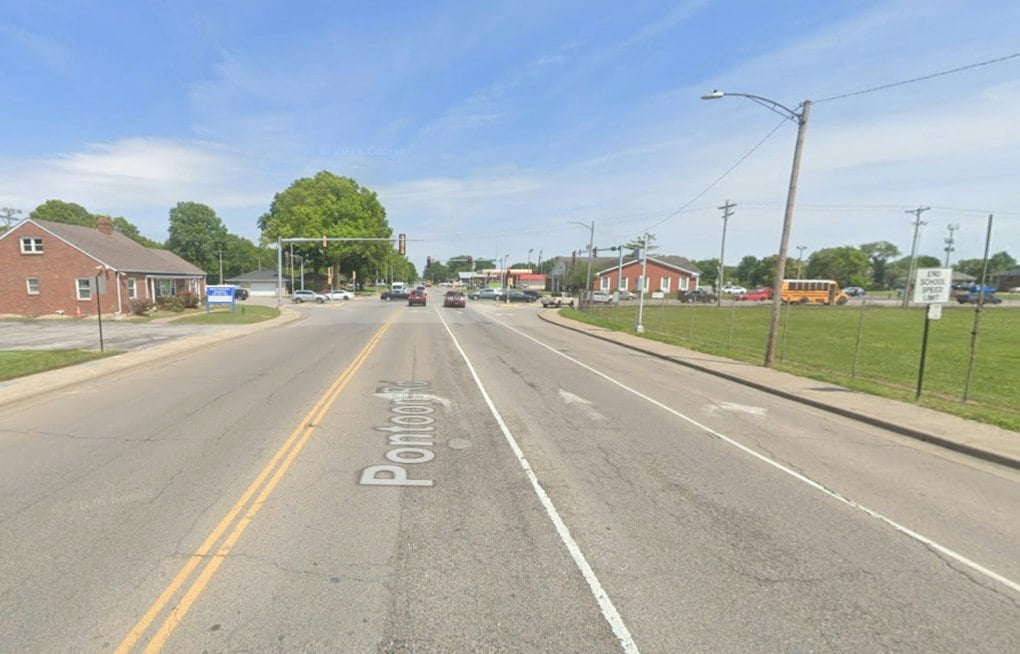 Granite City Crash Kills Three After Officers Spot Erratic Driver on Pontoon Road