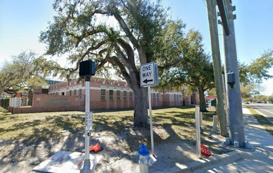Greenacres Parents Turn Manatee Elementary Streets Into Gridlock, Neighbors Demand Fix