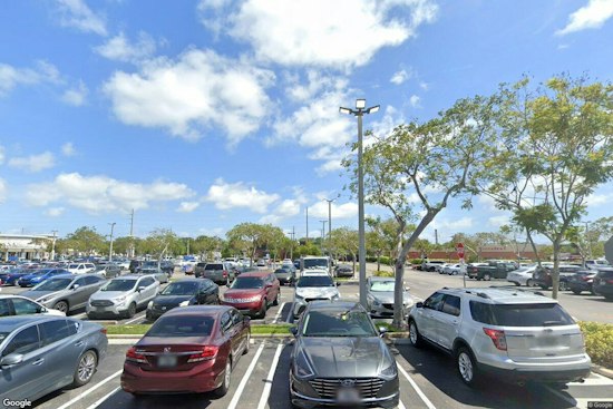 Greenacres Plaza Fire Reignites, Burns Through Roof, Forces Evacuation