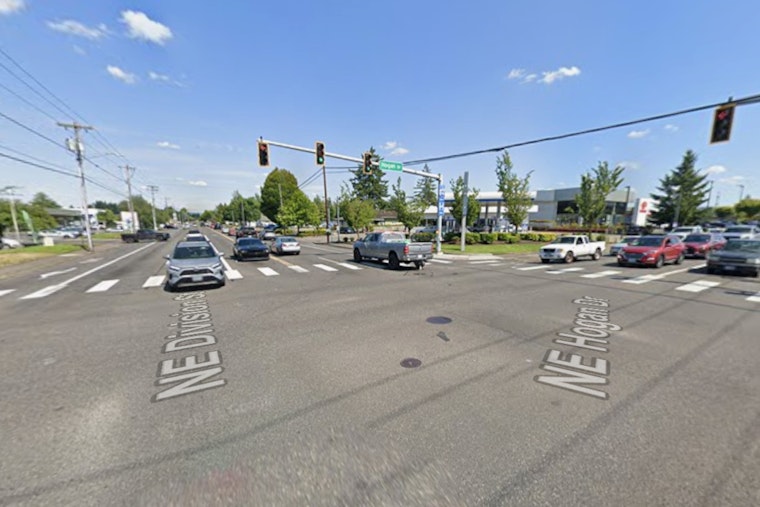 Gresham Hit-and-Run Leaves Pedestrian Badly Hurt, Driver Still On the Loose