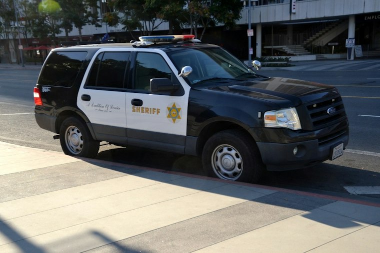 Guard Nabs Man Accused of Stalking Kris Jenner at Her Home
