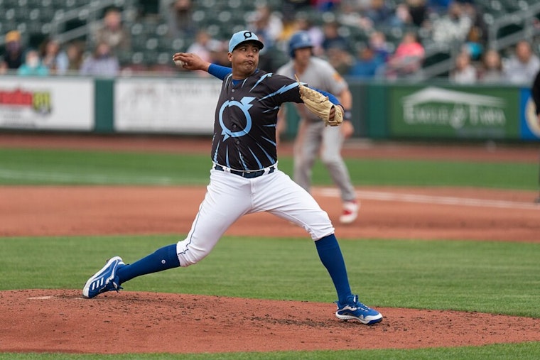 Guardians Reliever Carlos Hernández Returns to Majors Eight Months After Brutal Car Crash