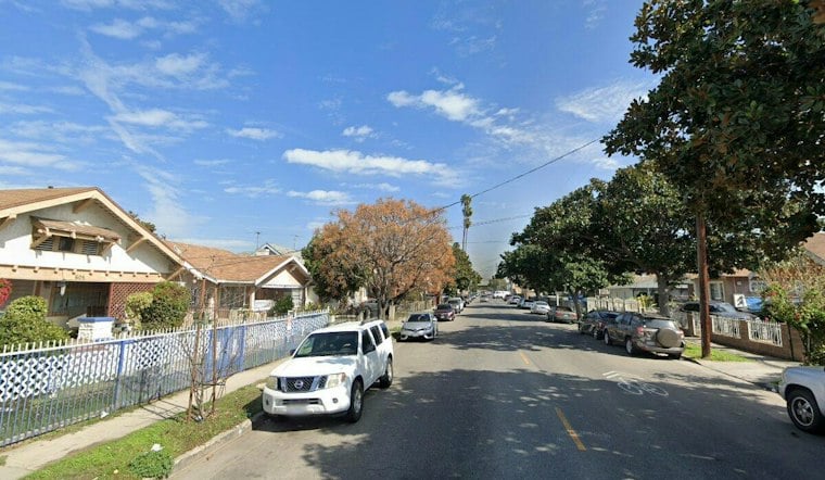 Gunman Leaps From Car, Shoots Man on Vermont Square Porch, Flees Toward Figueroa