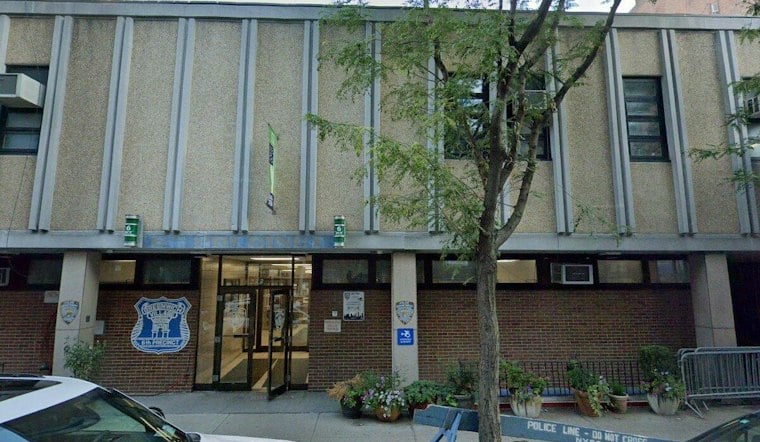 Gunman Robs Greenwich Village Commercial Establishment, Flees on Foot