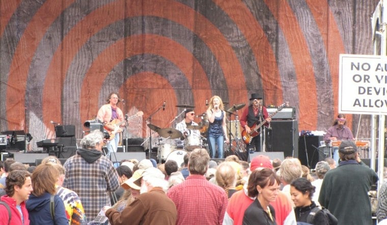 Half Moon Bay's Summer's End Festival Offers Music and Transit Options