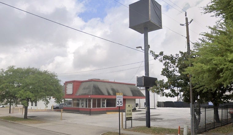 Hand Roll Chain Handies Douzo Turns Old Jack in the Box Into Bellaire Sushi Bar