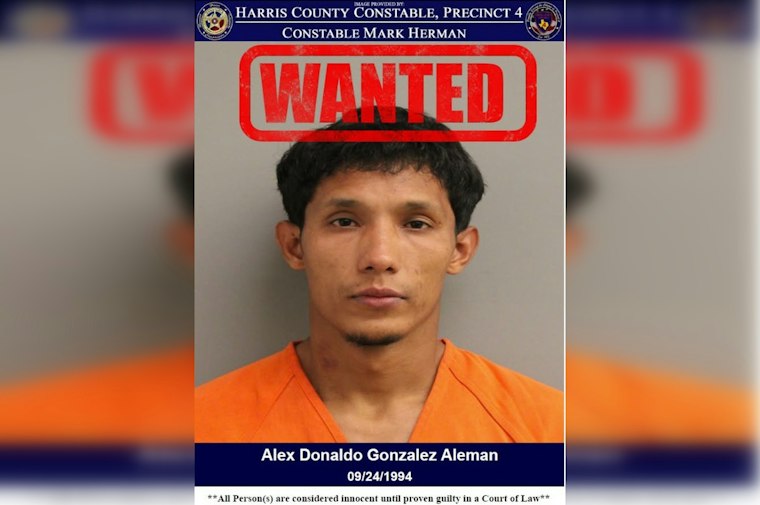 Harris County Deputies Hunt 31-Year-Old Man Accused of Assaulting Child