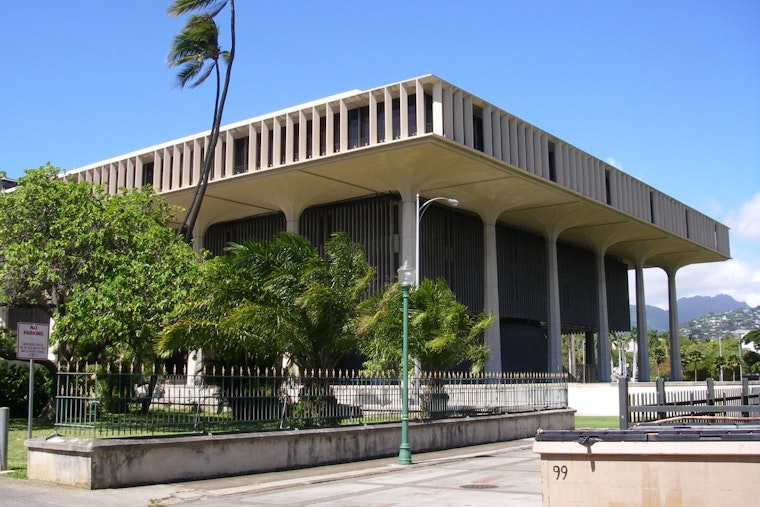 Hawaiʻi Capitol's Swampy Pools Become $85 Million Glass Ocean Project
