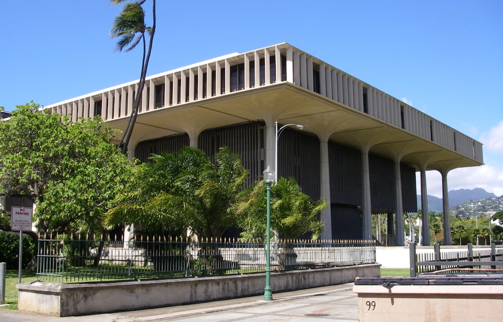 Hawaiʻi Capitol's Swampy Pools Become $85 Million Glass Ocean Project