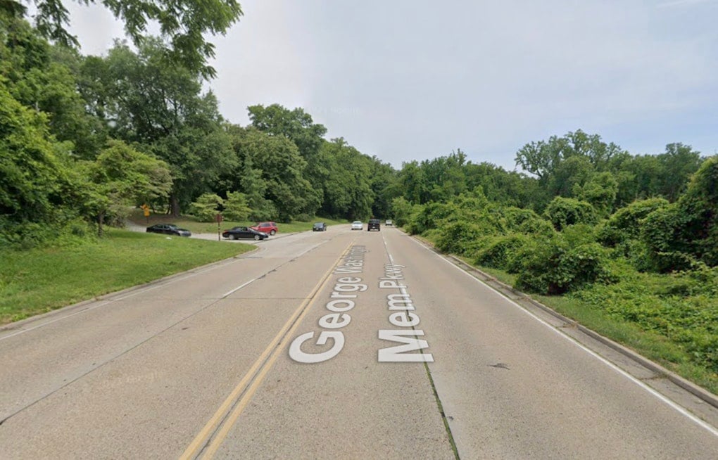 Head-On Crash Shuts Down GW Parkway at Morningside Lane, Two Airlifted