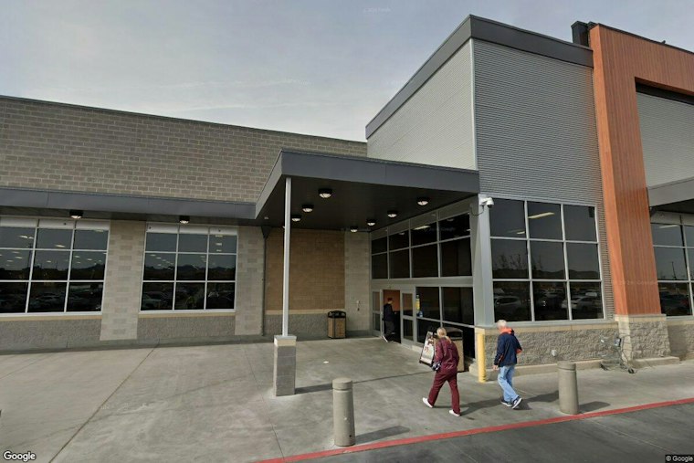 Henderson Mom and 10-Year-Old Reportedly Sprayed at Smith's; Man Seen With Phone