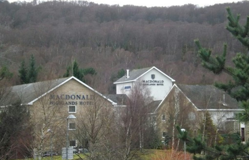 Henderson's $24.5M Empire Estate Cuts Price, Chases MacDonald Highlands Record