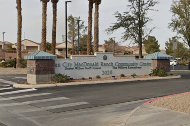 Henderson Senior Community Books 90-Minute Vegas Lounge Tribute Show