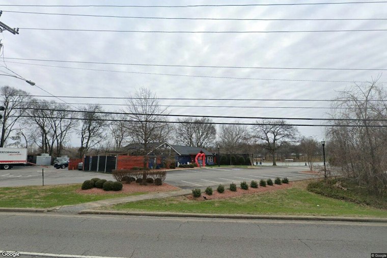 Hendersonville's Moby Dicky's Flunks Inspection With 15 Violations, Score of 57
