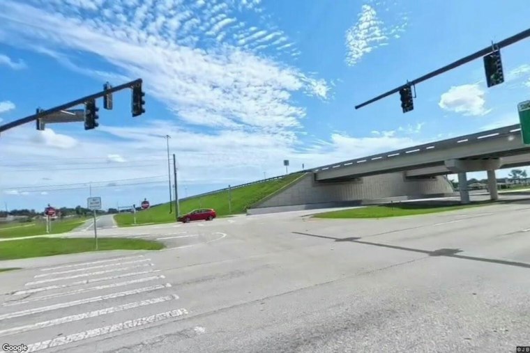 Hernando Felon Points Gun at Firefighters Twice After Crash on Suncoast Parkway