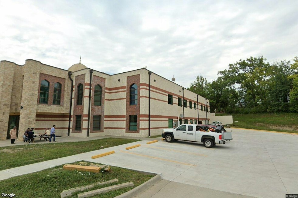 Hickman Mills Sells Shuttered Truman Elementary to Mosque for $1.4 Million