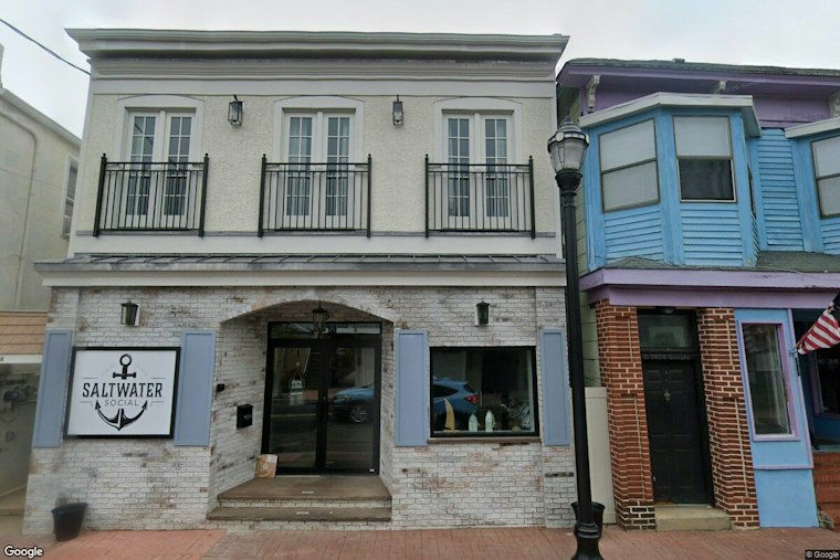 Highlands' Saltwater Bar & Kitchen Closes After Two Years on Bay Avenue