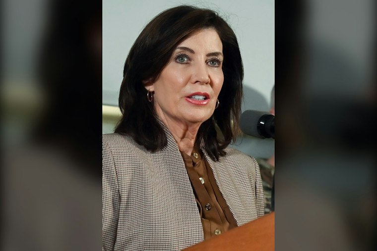 Hochul Backs Jay Jacobs for NY Dem Chair Despite His Mamdani Snub