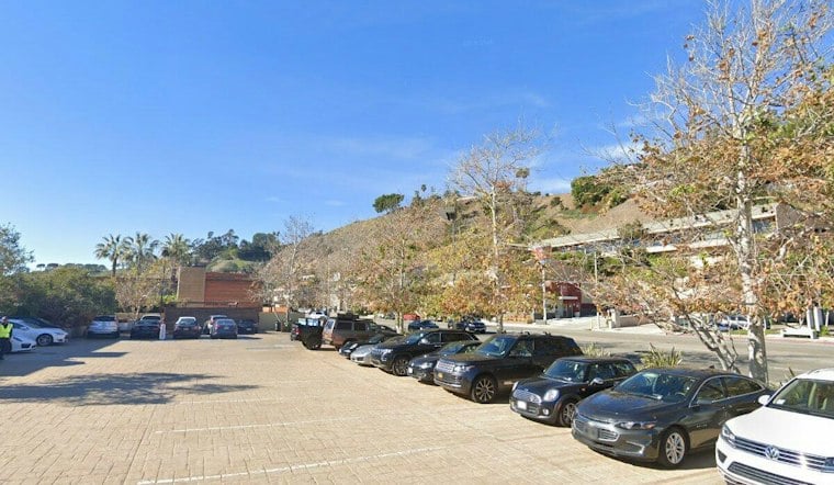 Hollywood Hills' Famed Stahl House Slashes Price by $5 Million, Still No Buyer