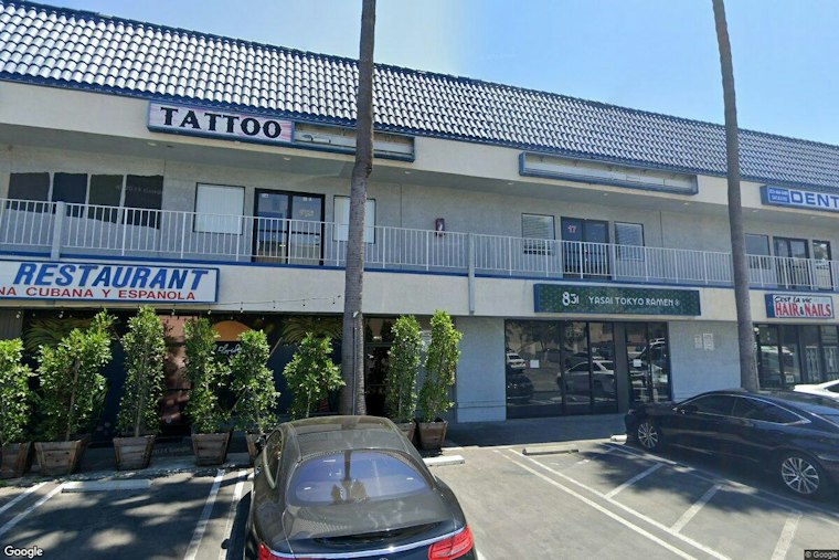 Hollywood's Viral 10/10 Burger Finally Gets a Real Address, Opening Oct. 10
