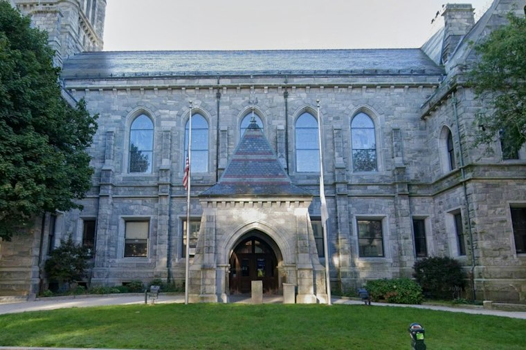 Holyoke Panel Advances Indigenous Peoples Day Vote, 4-1 Over Vacon's Objection
