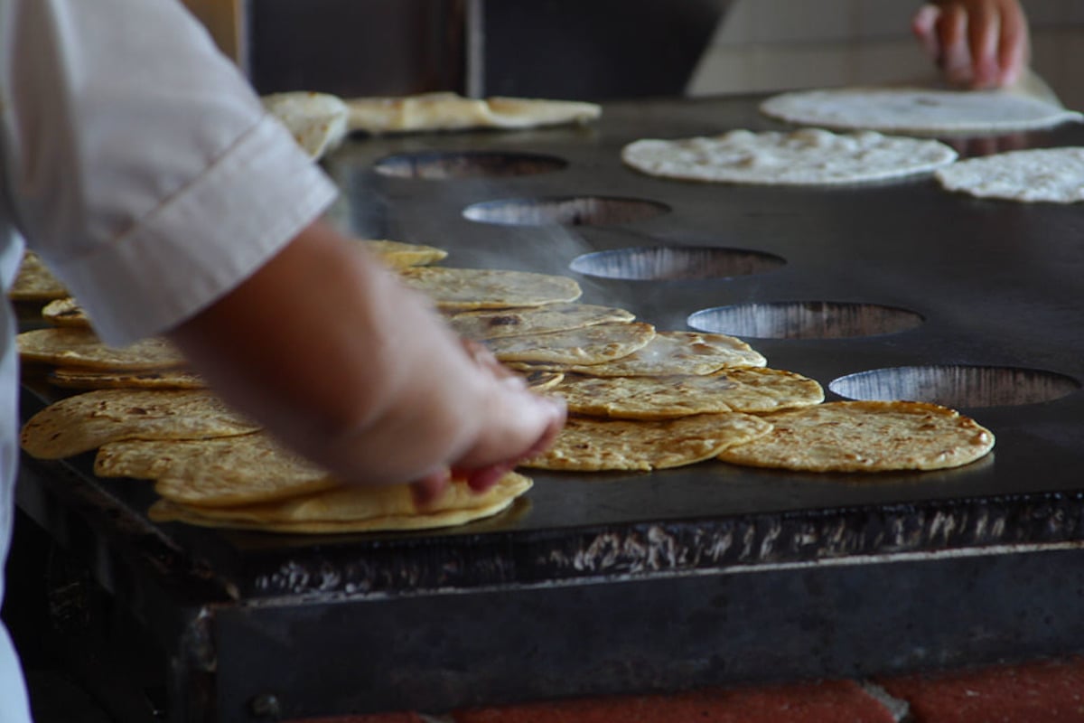 Hecho de Mano Opens Flour Tortilla Shop in Sellwood, Portland
