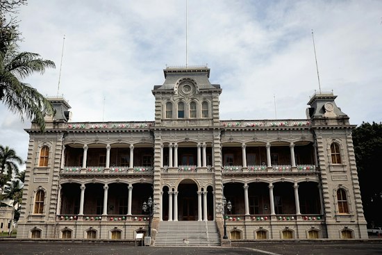 Honolulu Walking Tour Retraces 1893 Overthrow at ʻIolani Palace This Weekend