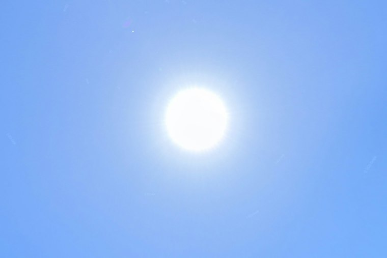 Honolulu’s Sun-Soaked Weekend to Turn Wet and Windy by Midweek