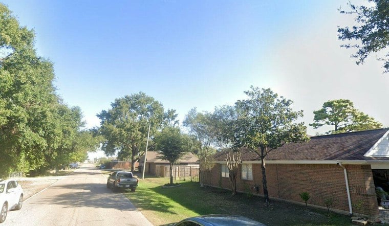 Houston Bakes Under Ozone Alert Before Midweek Storms Crash the Party