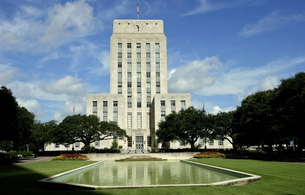 Houston Creates a Campaign-Finance Late-Filer Process; Texas Will Decide on Penalties