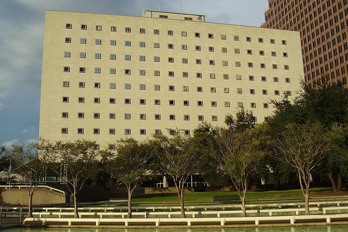 Harris County Deputies Cleared in K-9 Bite Lawsuit