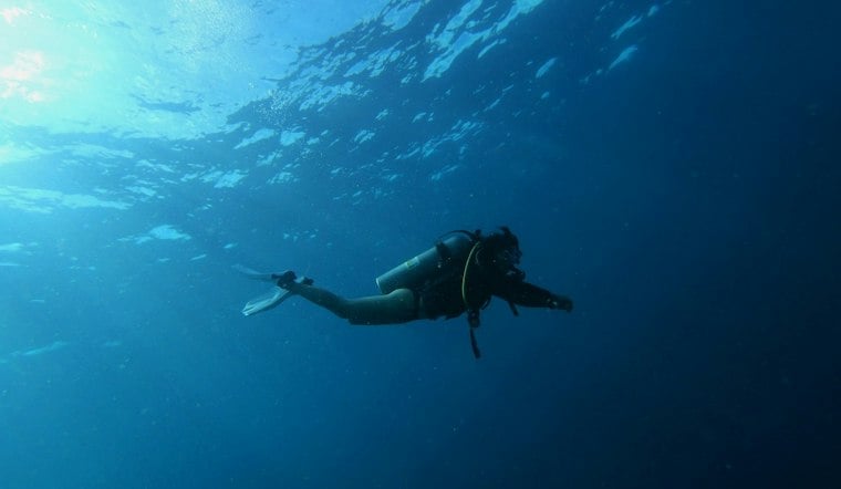 Houston Marine Beats Cancer, Dives Again With 60 Pounds on His Back