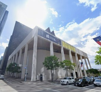Houston Symphony Screens ‘The Holiday’ Live at Jones Hall This November
