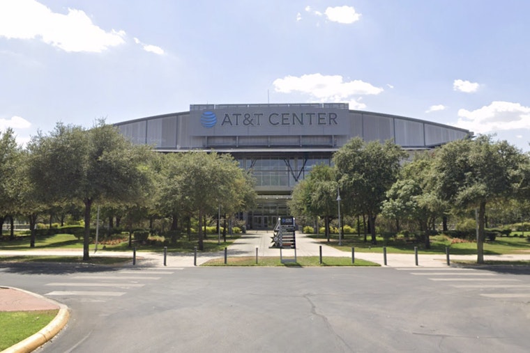Houston's O'Shaquie Foster Chases Three Belts Against Navarrete In San Antonio