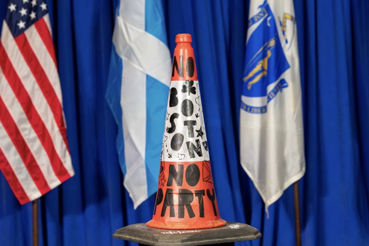 How a Prank Traffic Cone Turned Into a Boston-Glasgow Sister-City Bid