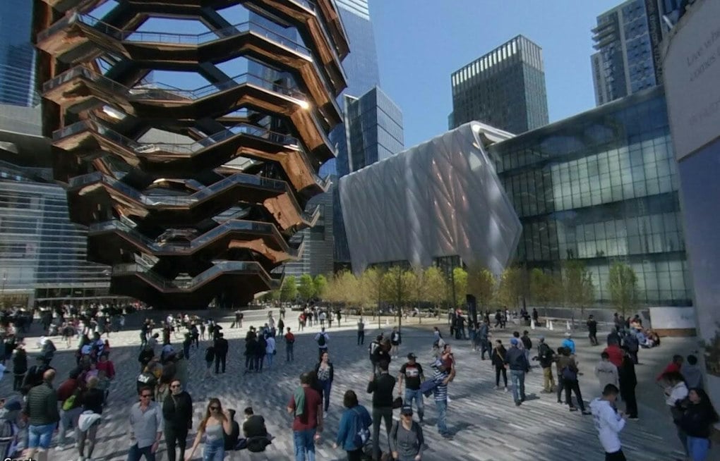 Hudson Yards Backyard Goes Free All Fall With Movies, Sports and Wells Fargo Perks
