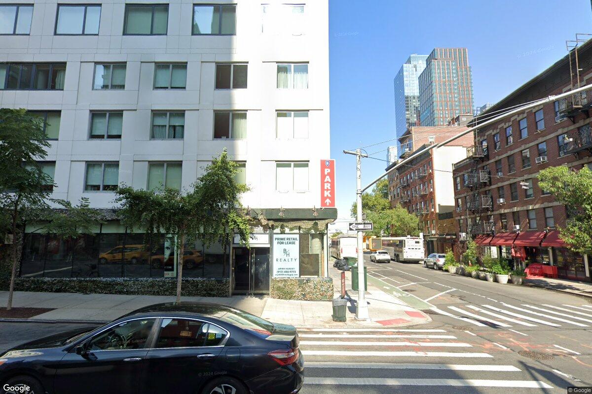 hoodline.com - Mallory Decker - Former Cassa Hotel in Hudson Yards Sold at Foreclosure Auction