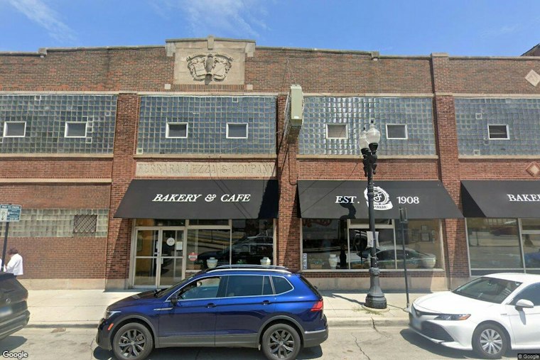 Humboldt Park's Roeser's Bakery Has Baked the Same Way Since 1911