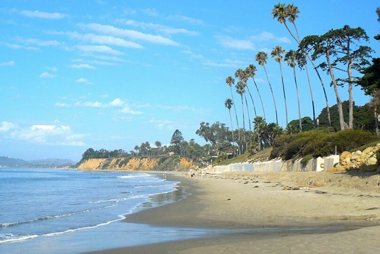 Hundreds Join Hands on Santa Barbara Beach to Mark Coastal Act's 50th Year