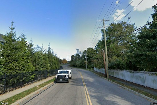Huntington Station Woman, 60, Seriously Hurt as Honda CR-V Rolls Backward in Driveway